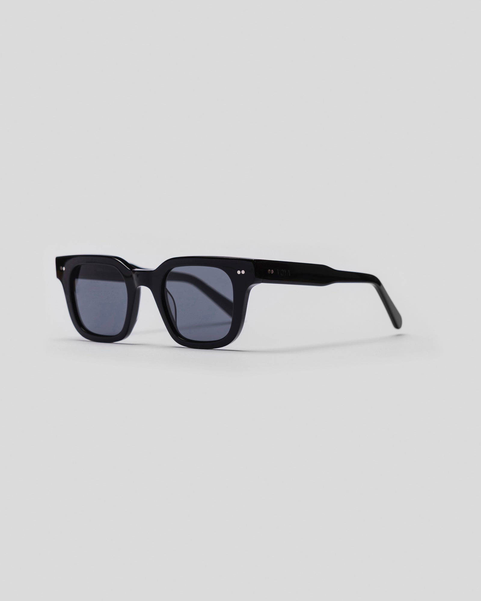 Oasis Black